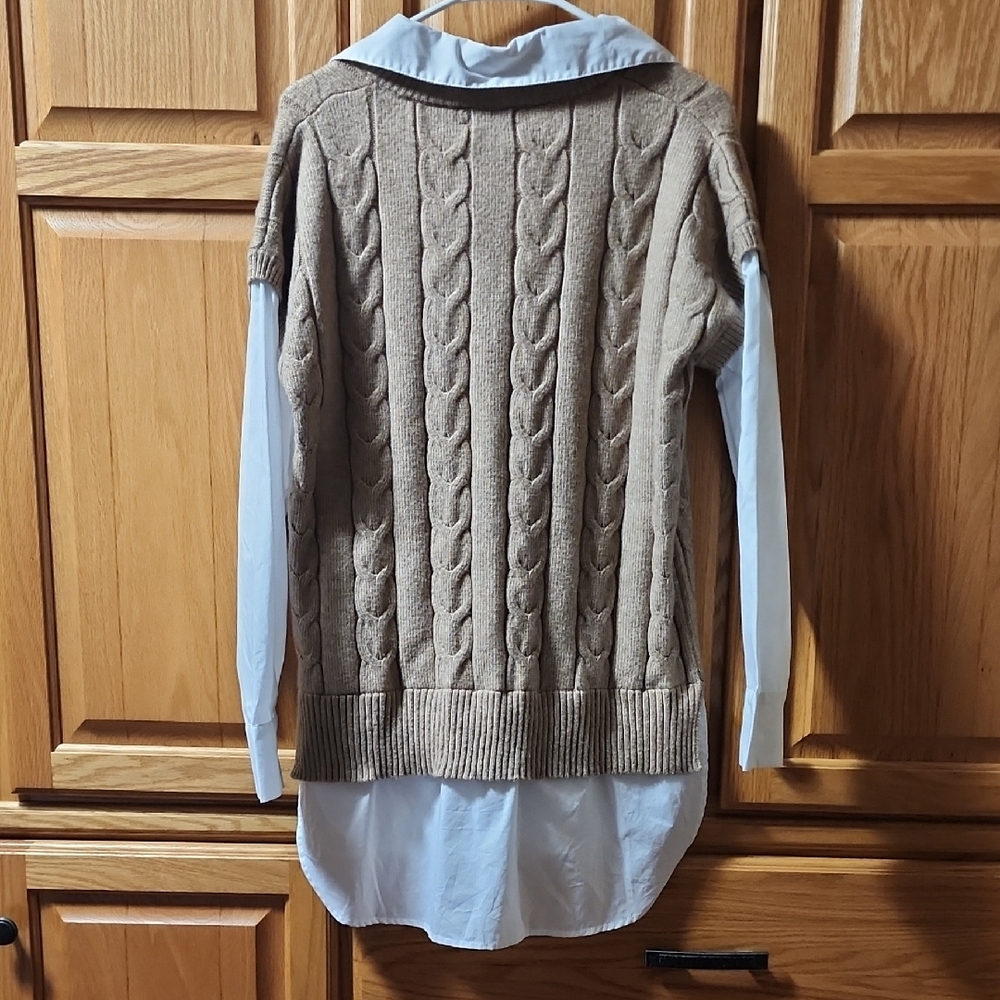 Rachel Zoe Tan V-Neck Cable Knit Sweater with White Layer - Picture 3 of 3